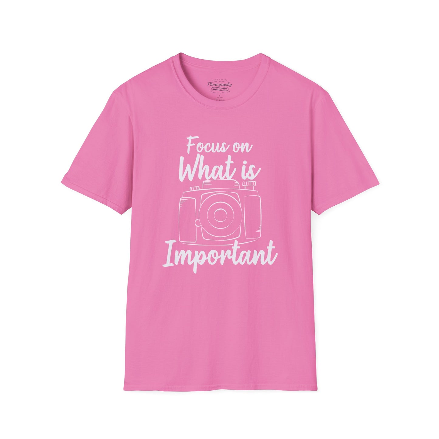 0084. Focus On What Is Important Grunge Photo Camera Unisex T-Shirt