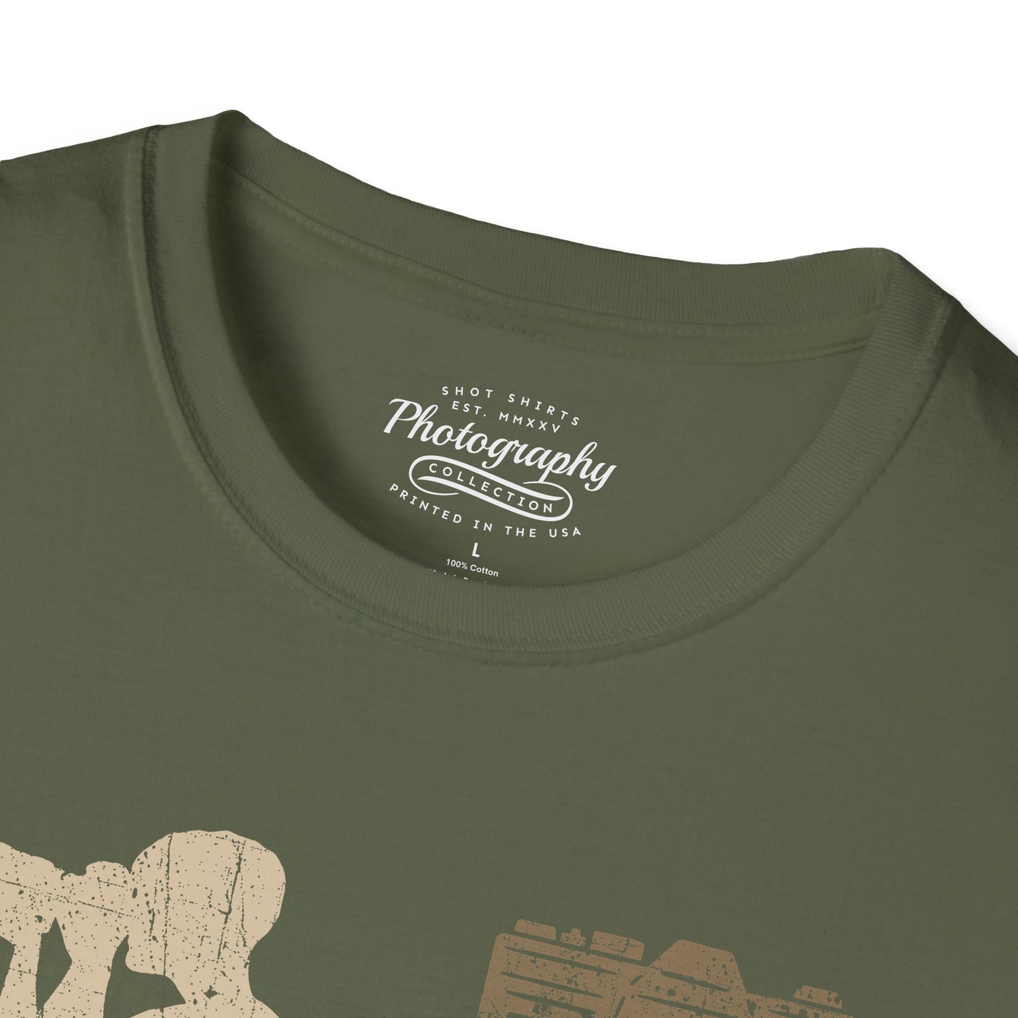 0087. I Shoot People And Sometimes Cut Off Their Heads Photo Camera Photographer Silhouette Unisex T-Shirt