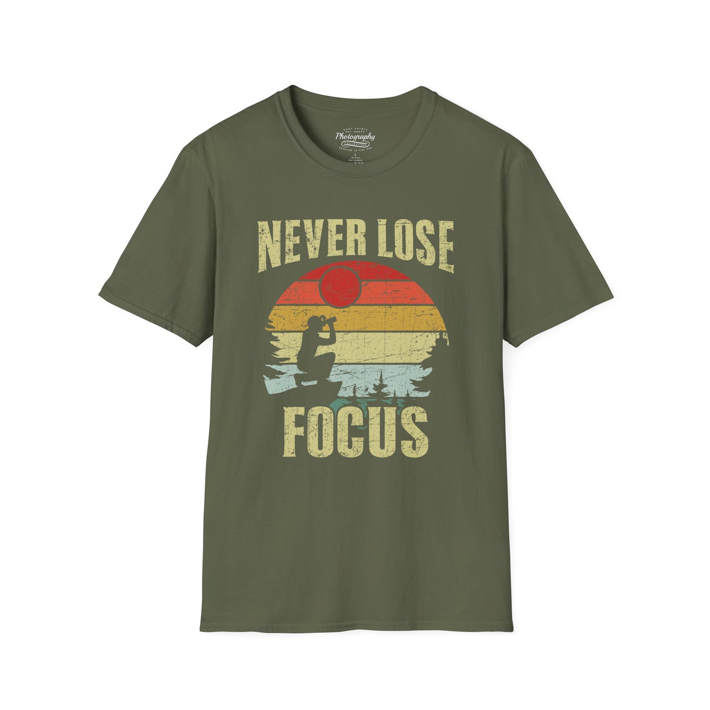 0092. Never Lose Focus Retro Sunset Photographer Silhouette Unisex T-Shirt