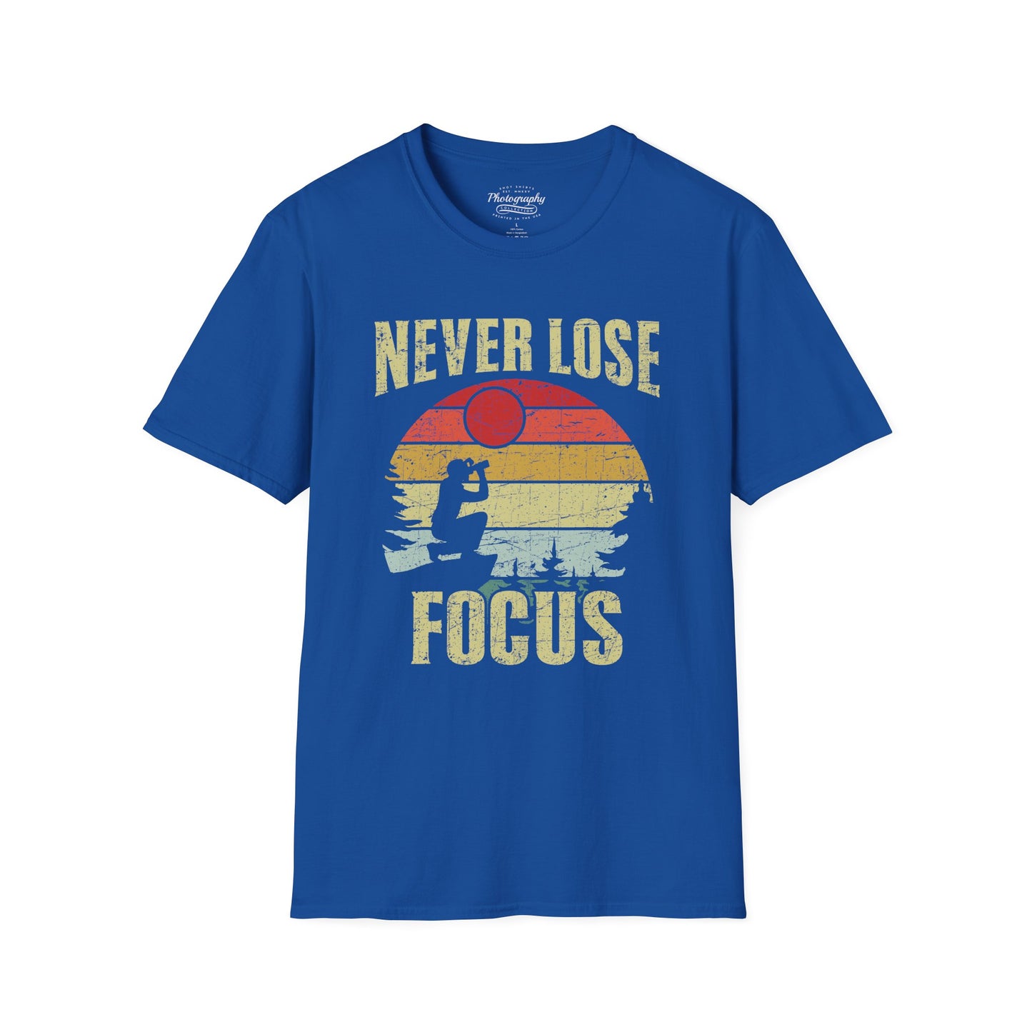 0092. Never Lose Focus Retro Sunset Photographer Silhouette Unisex T-Shirt