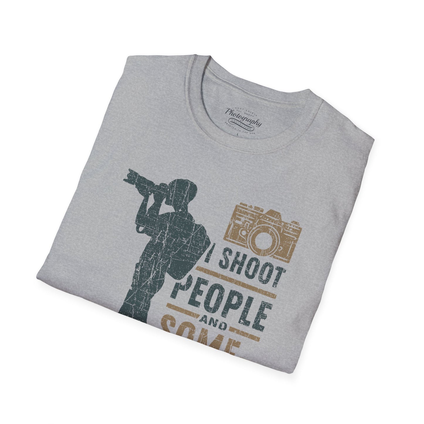 0087. I Shoot People And Sometimes Cut Off Their Heads Photo Camera Photographer Silhouette Unisex T-Shirt