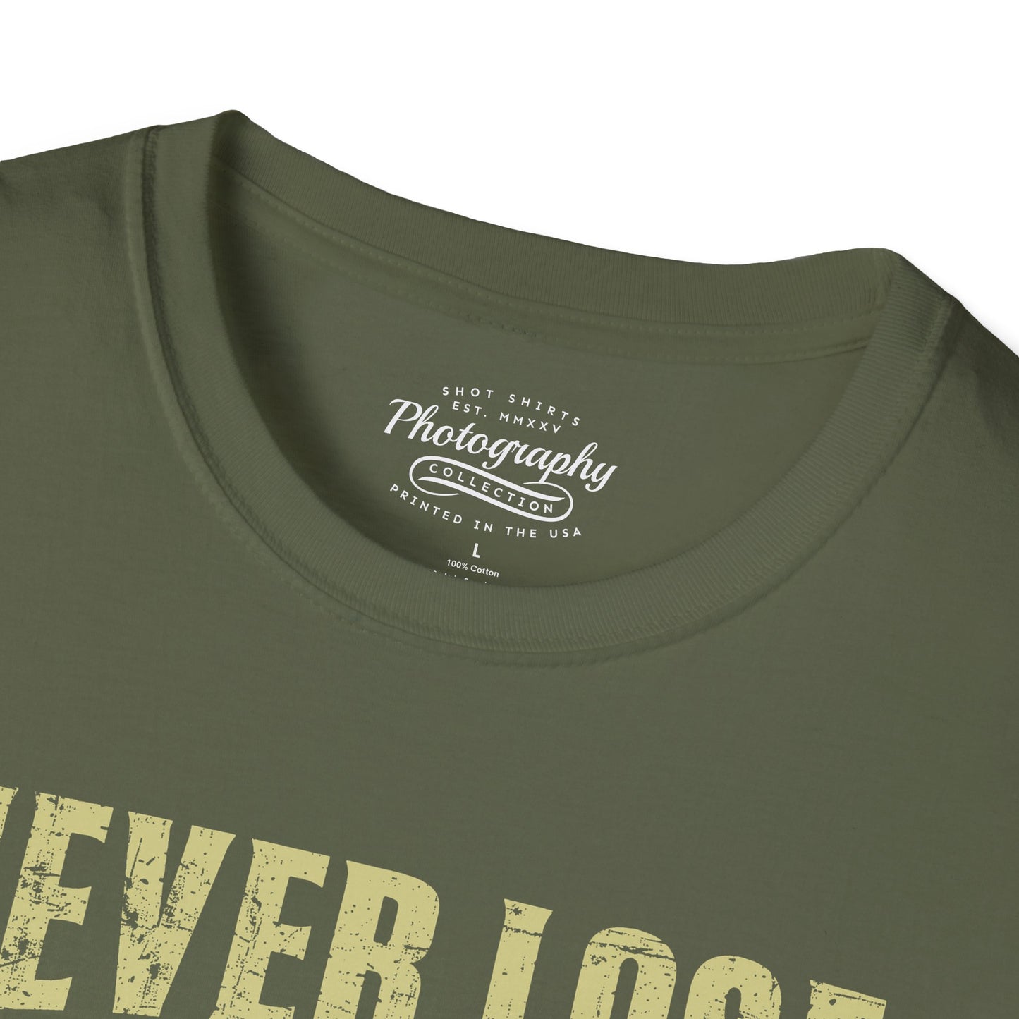 0092. Never Lose Focus Retro Sunset Photographer Silhouette Unisex T-Shirt