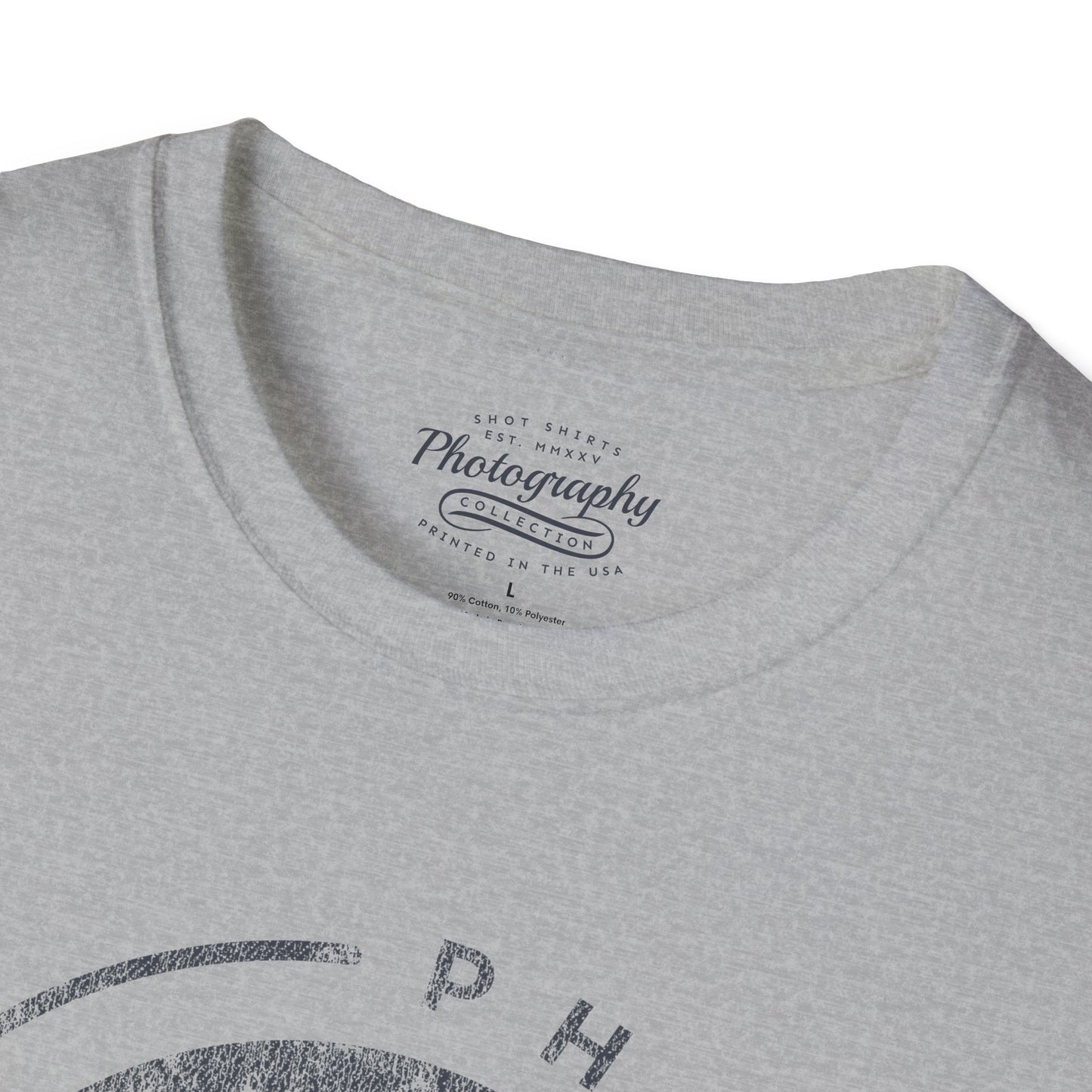 0065. Grunge Girl Photographer Silhouette Unisex T-Shirt