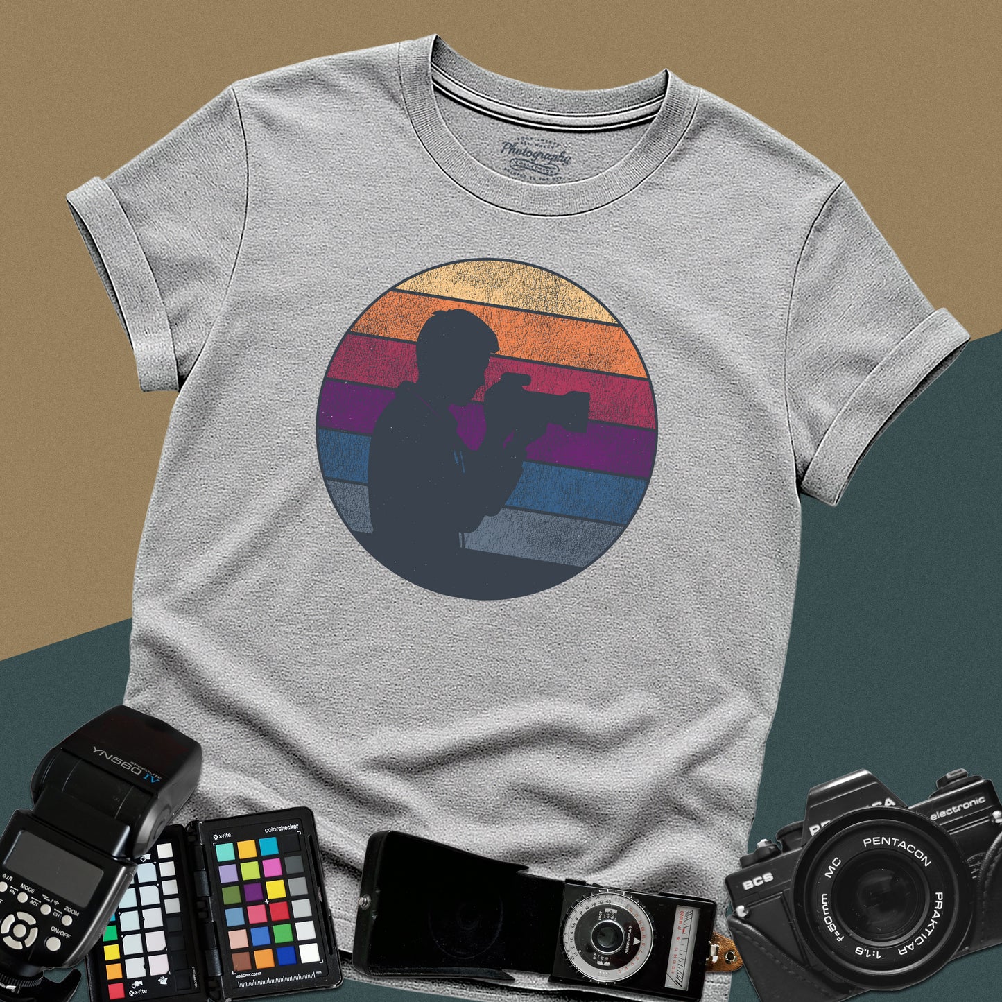 0035. Retro Sunset Silhouette Of A Photographer Unisex T-Shirt