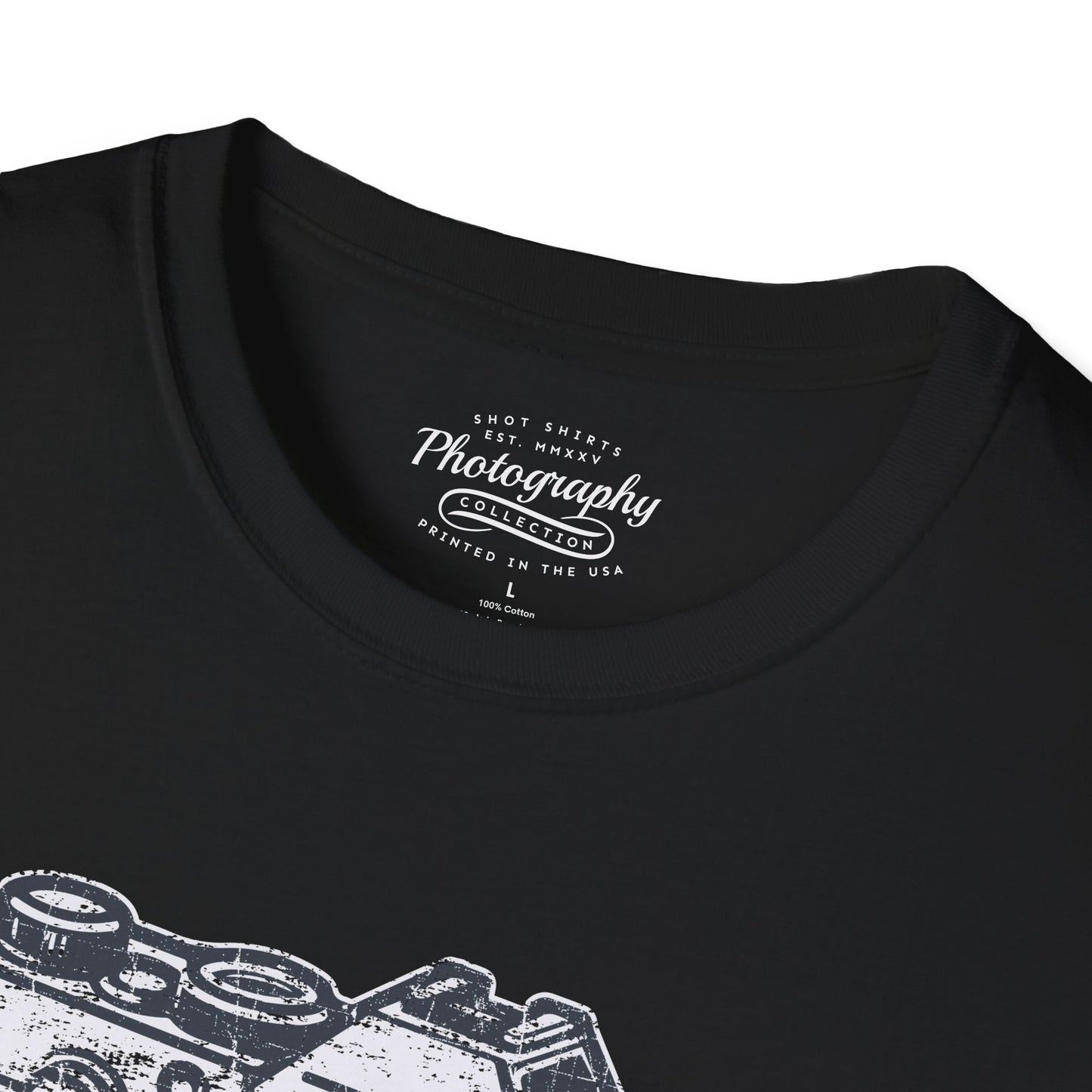 0048. Grunge Retro Photo Camera Unisex T-Shirt