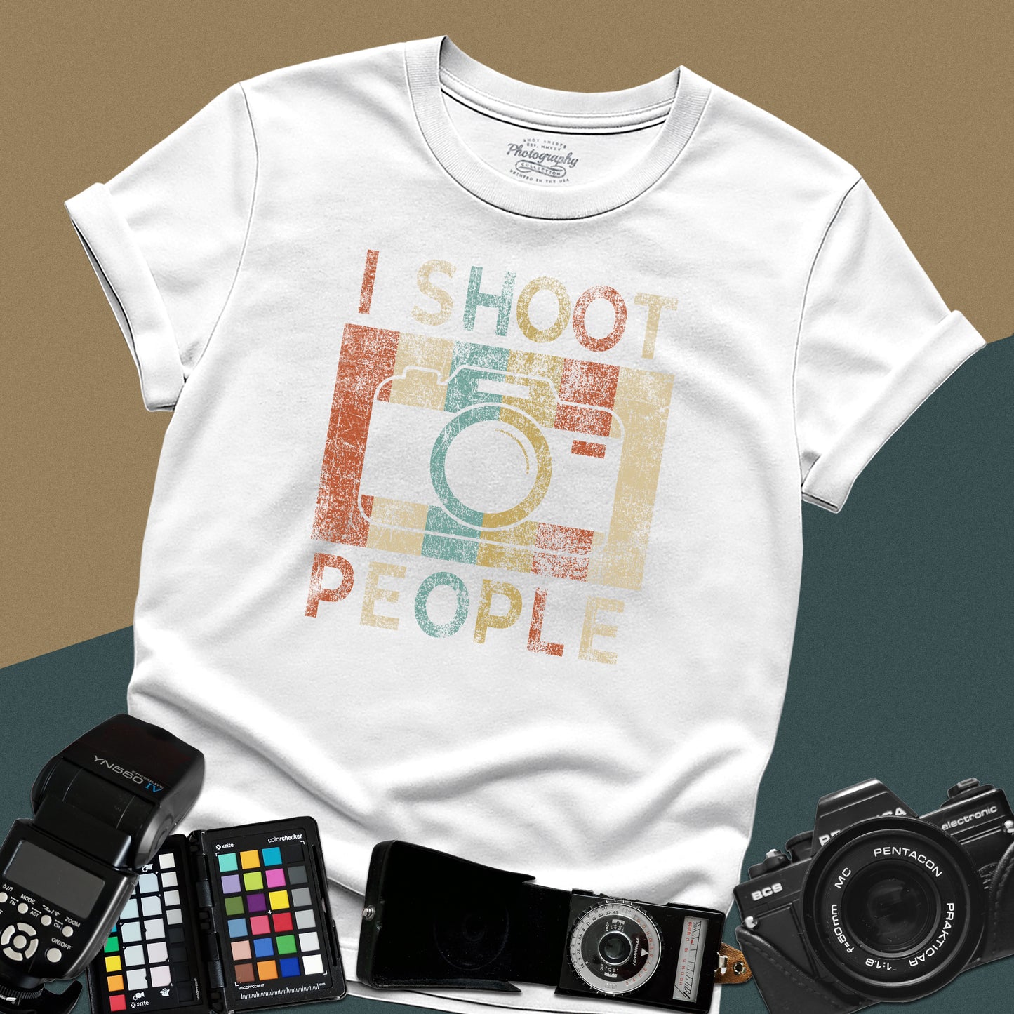 0045. I Shoot People Photo Camera Unisex T-Shirt