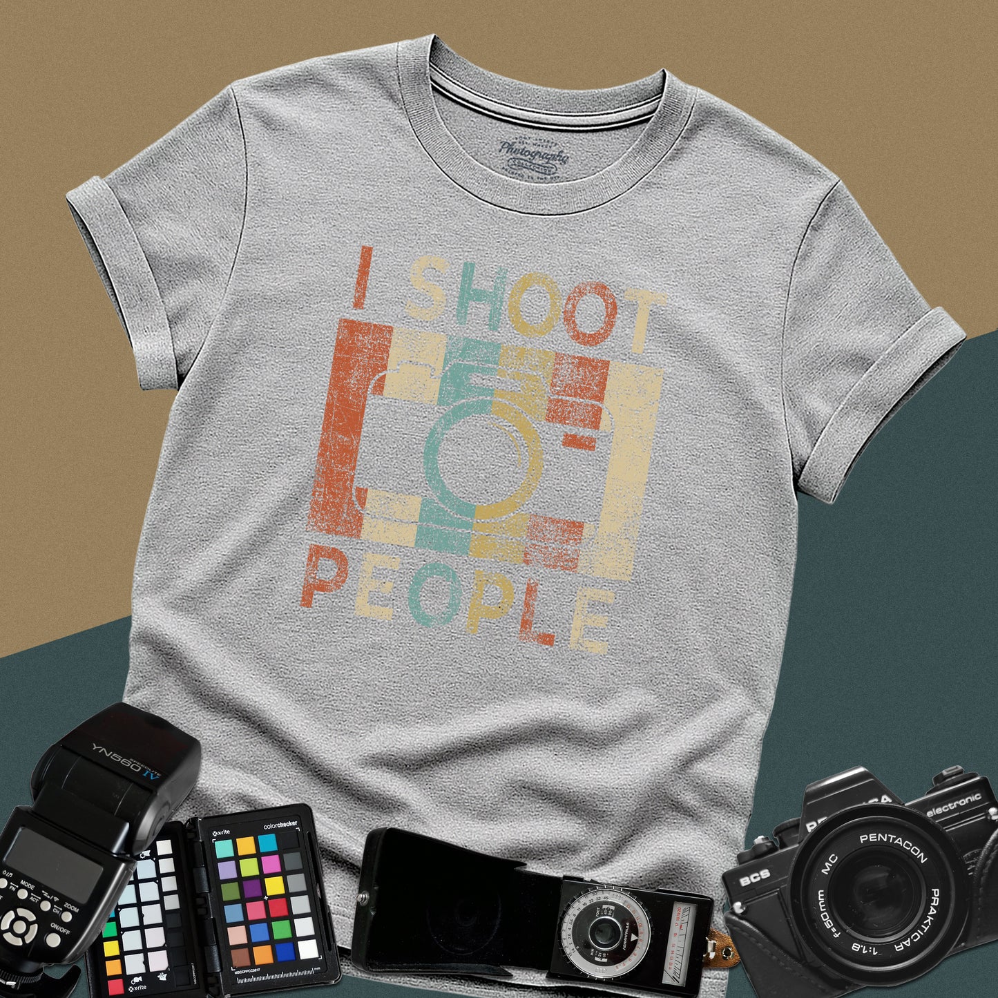 0045. I Shoot People Photo Camera Unisex T-Shirt