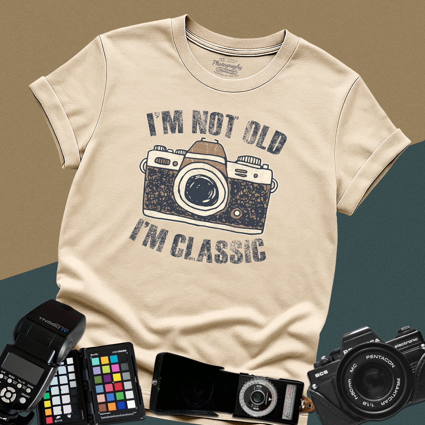 0050. I'm Not Old I'm Classic Retro Hand-Drawn Photo Camera Unisex T-Shirt