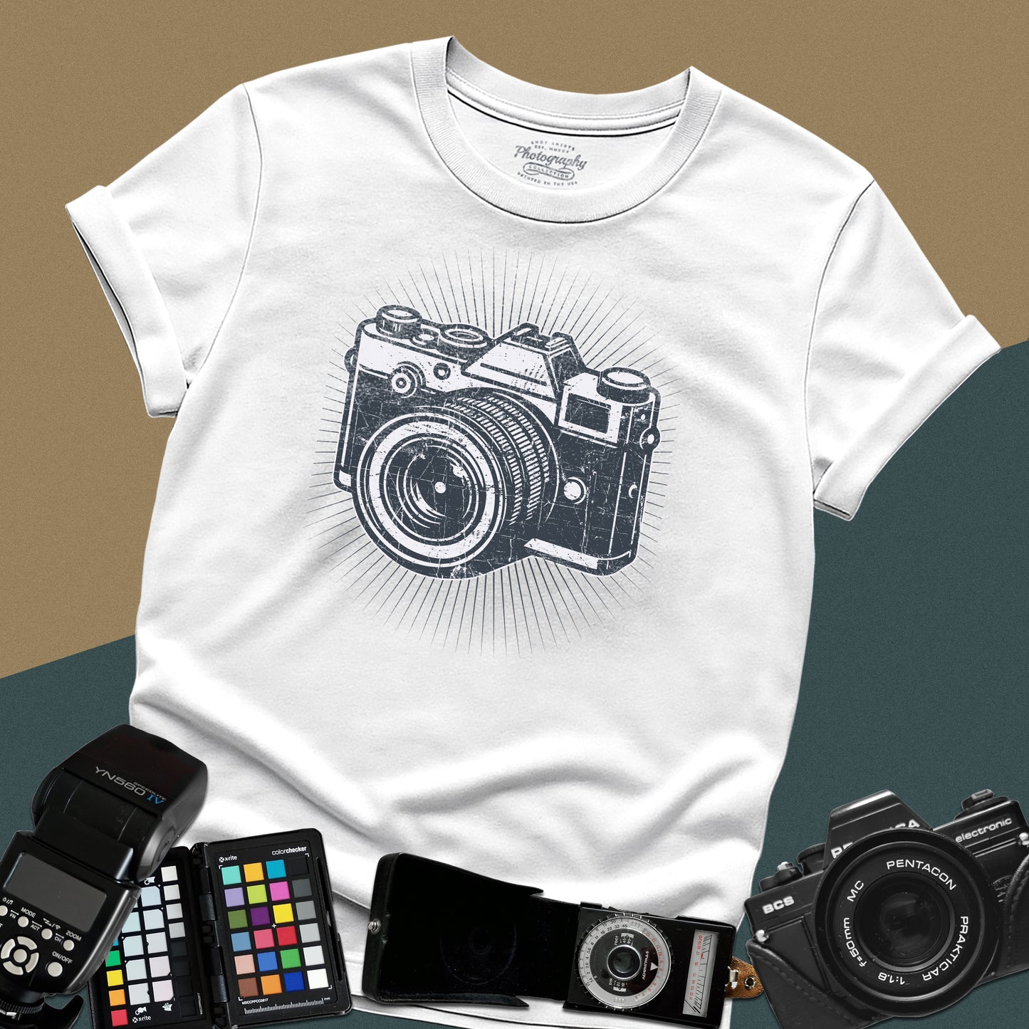 0053. Classic Grunge Retro Photo Camera Unisex T-Shirt