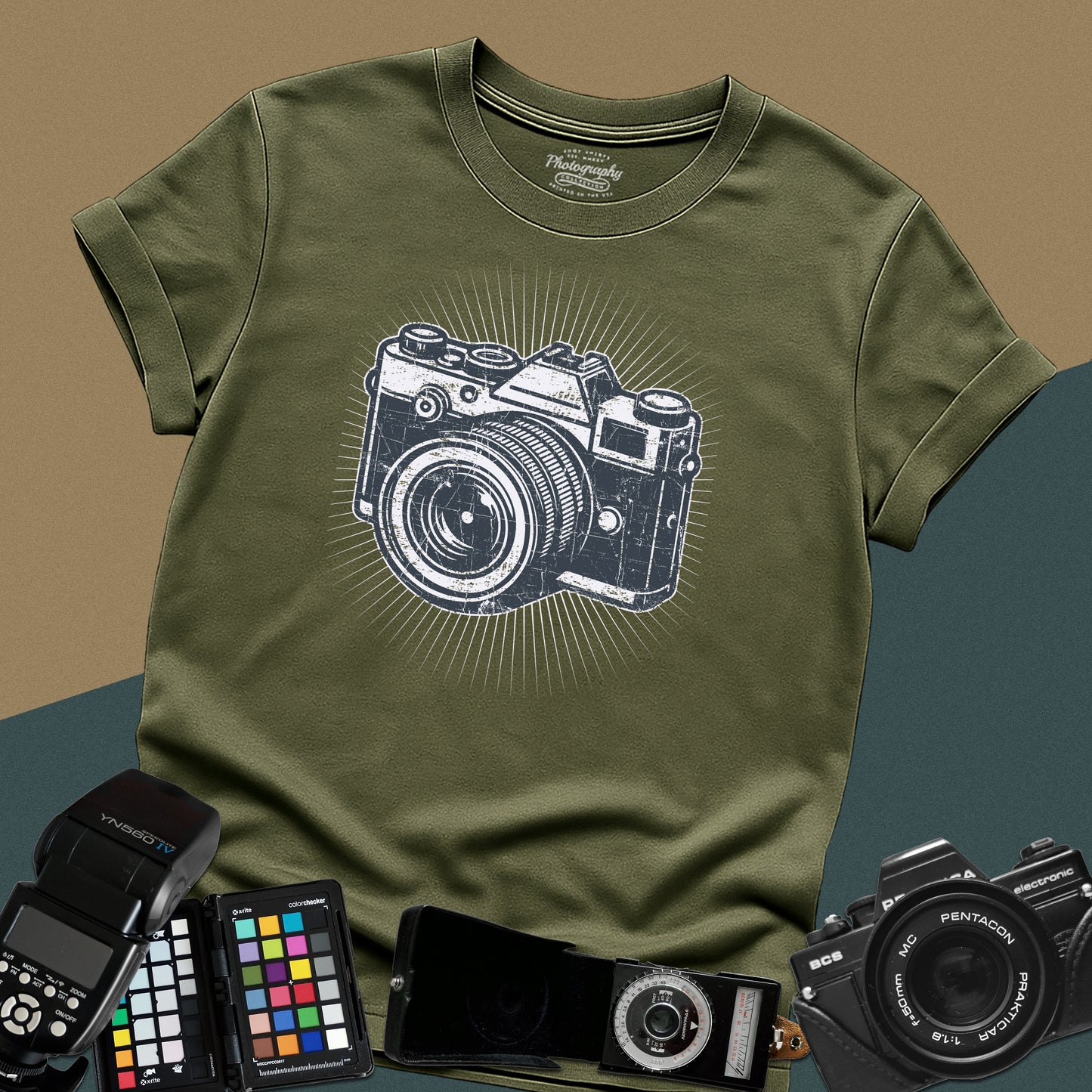 0053. Classic Grunge Retro Photo Camera Unisex T-Shirt