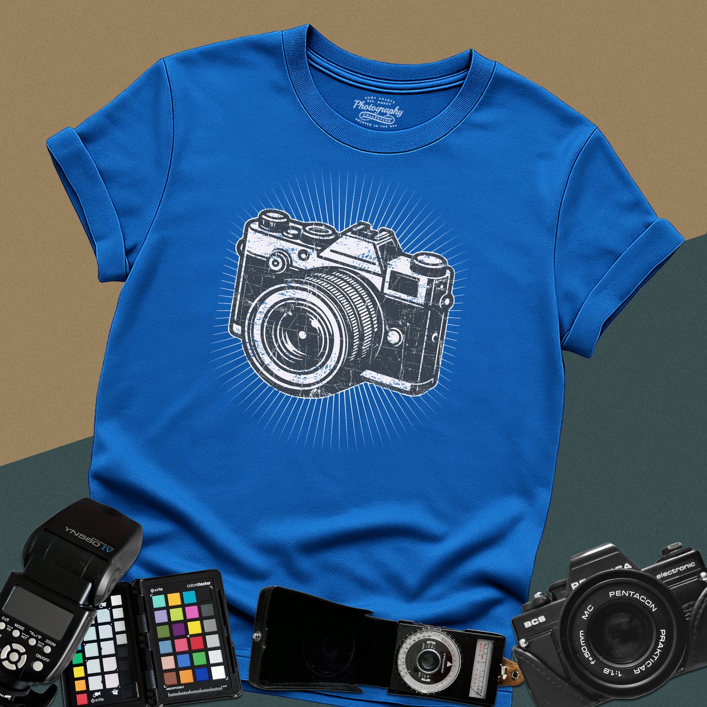 0053. Classic Grunge Retro Photo Camera Unisex T-Shirt