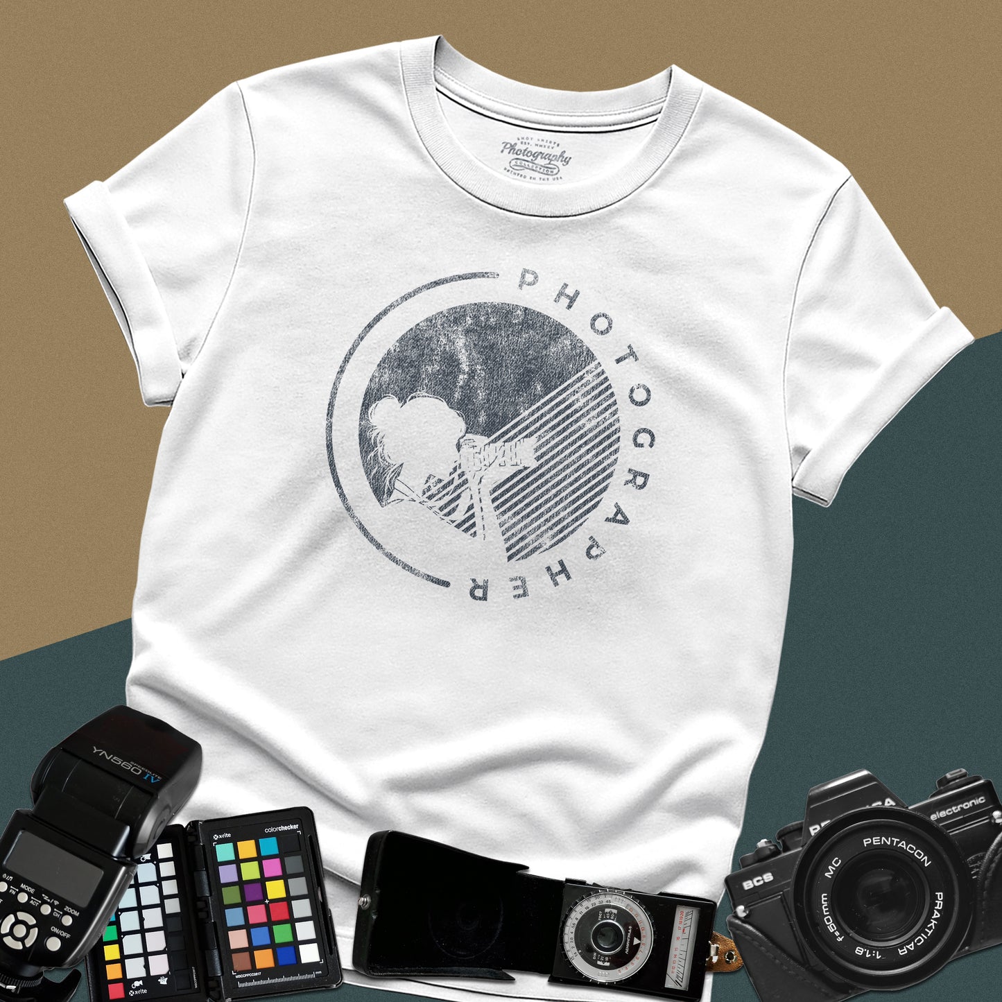 0065. Grunge Girl Photographer Silhouette Unisex T-Shirt