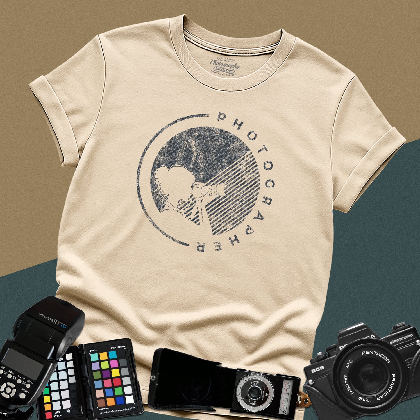 0065. Grunge Girl Photographer Silhouette Unisex T-Shirt