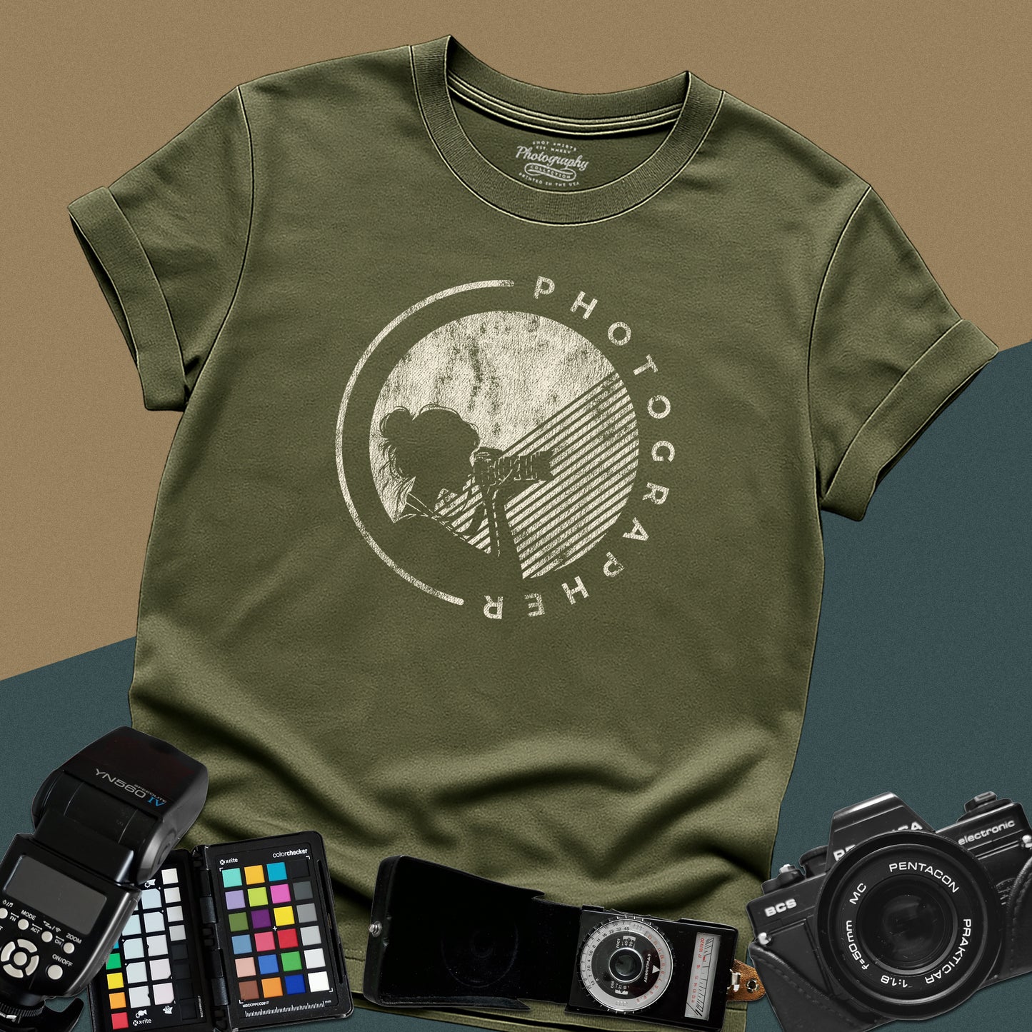 0065. Grunge Girl Photographer Silhouette Unisex T-Shirt