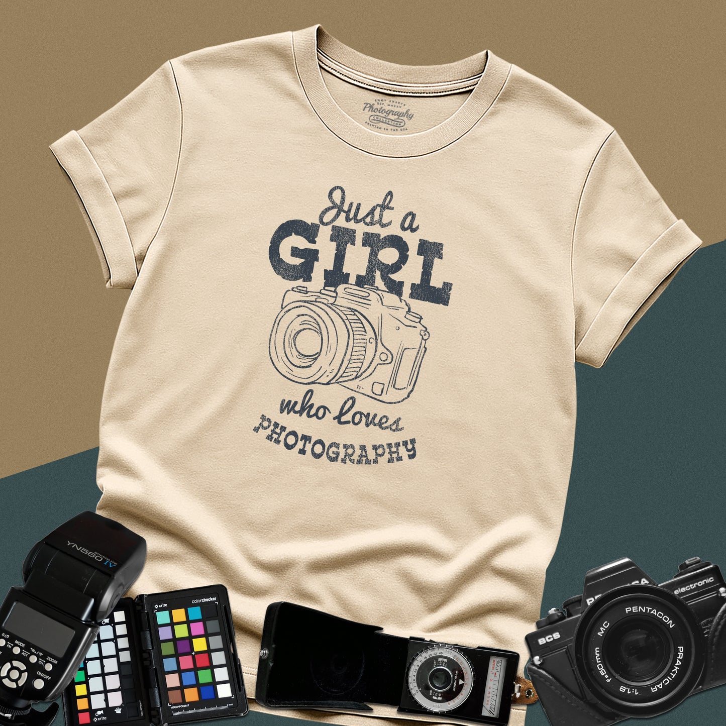 0073. Just A Girl Who Loves Photography Grunge Photo Camera Sketch Unisex T-Shirt