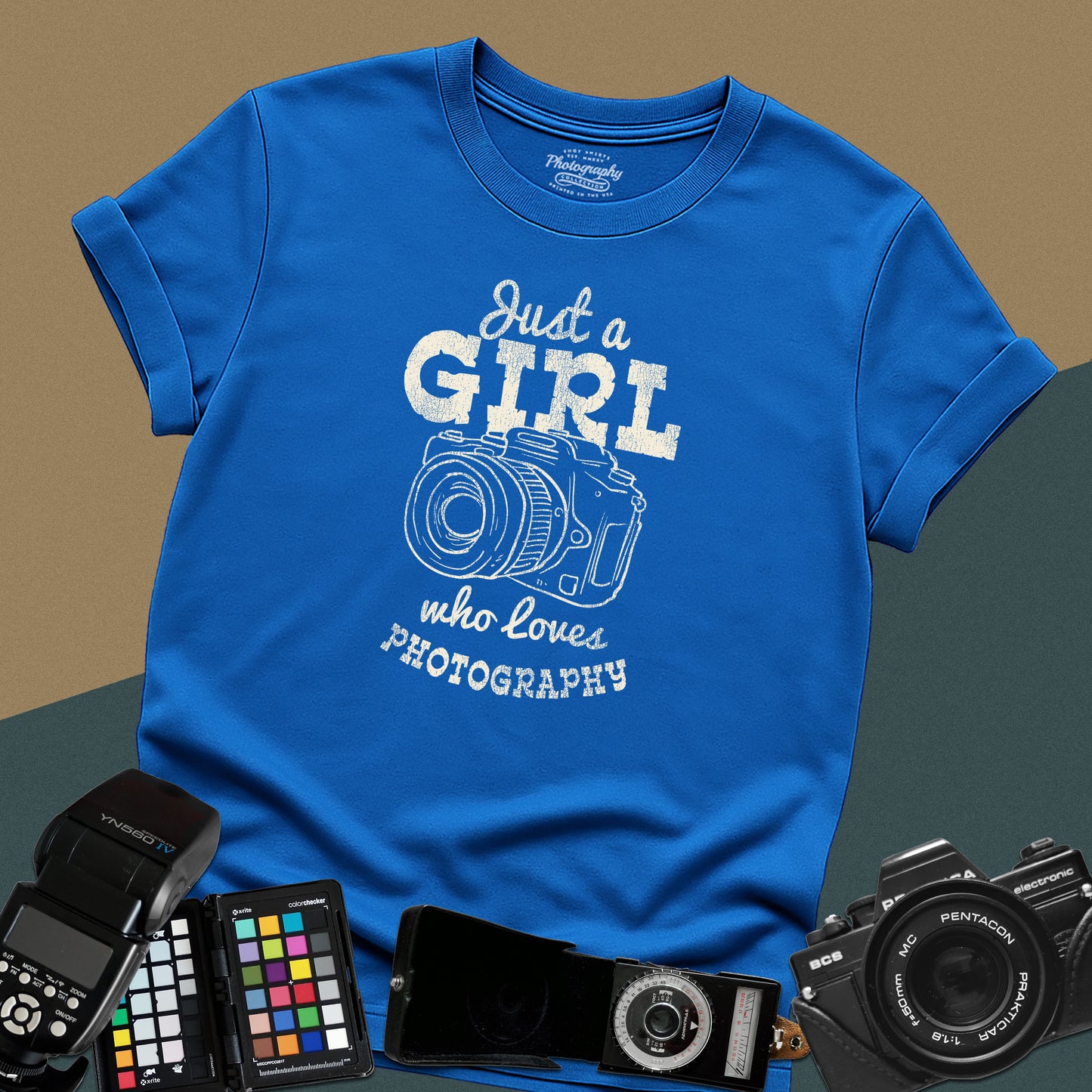 0073. Just A Girl Who Loves Photography Grunge Photo Camera Sketch Unisex T-Shirt