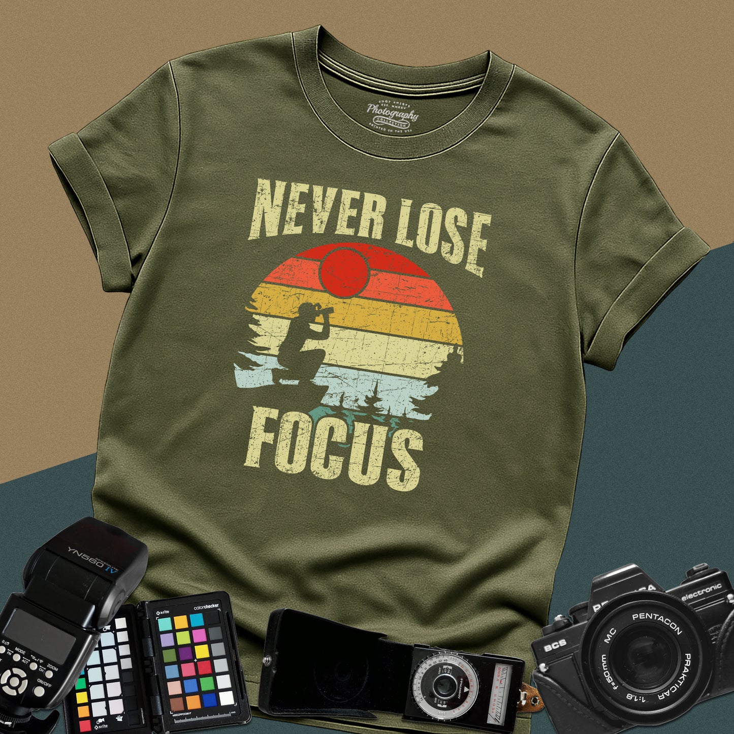 0092. Never Lose Focus Retro Sunset Photographer Silhouette Unisex T-Shirt